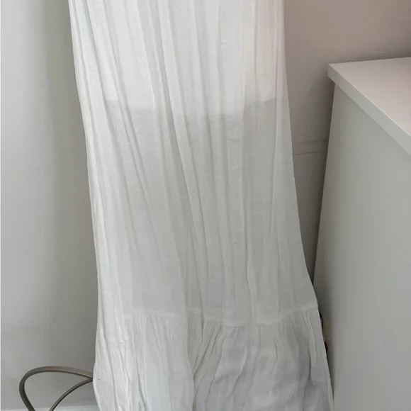 White Long Sleeve Dress. Off the shoulder - Picture 2 of 7